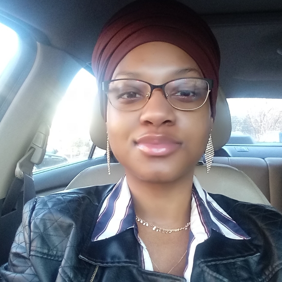 Support YOUR POSHER 😁♥️ - Picture 4 of 5